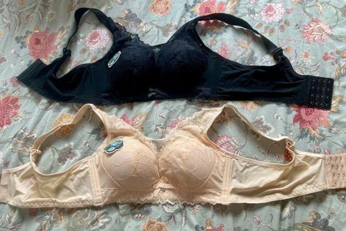 NIEUW twee heerlijke voorgevormde bh’s 42 / 44, Kleding | Dames, Ondergoed en Lingerie, BH, Ophalen