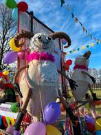 Carnavalsversiering - 2 Schaap / RAM figuren, Ophalen, Gebruikt, Overige typen, Carnaval