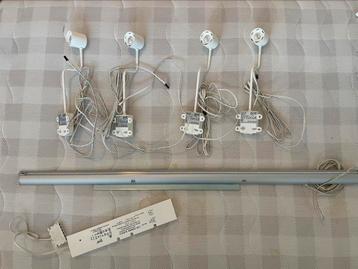 Ikea Pax Kastverlichting  Wit. TEAB beschikbaar voor biedingen
