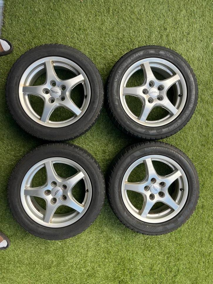 Winterbanden (205/55 R16) Renault Megane, Auto-onderdelen, Banden en Velgen, Banden en Velgen, Winterbanden, 16 inch, 205 mm, Ophalen