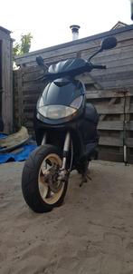 Gezocht 2 takt opknap of project scooters, brommers, Fietsen en Brommers, Ophalen of Verzenden