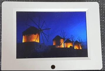 Diverse spullen voor bv rommelmarkt beschikbaar voor biedingen