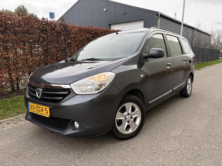 Dacia Lodgy 1.2 TCe Prestige 5p / NAVI / AIRCO / 99dkm! NAP!, Auto's, Dacia, Particulier, Te koop, Lodgy, ABS, Airbags, Airconditioning