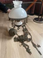 Antieke hanglamp met wit glas en bronzen details, Ophalen