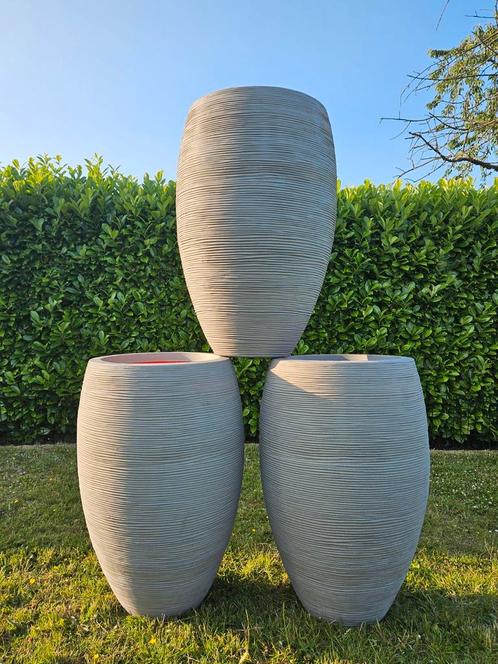 Aanbieding NIEUWE Capi bloempotten betonlook 50% korting, Tuin en Terras, Bloembakken en Plantenbakken, Nieuw, Kunststof, Binnen