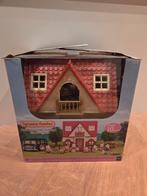 Sylvanian Families Rood Dak Cosy Cottage - Compleet met doos, Ophalen of Verzenden, Gebruikt, Poppenhuis