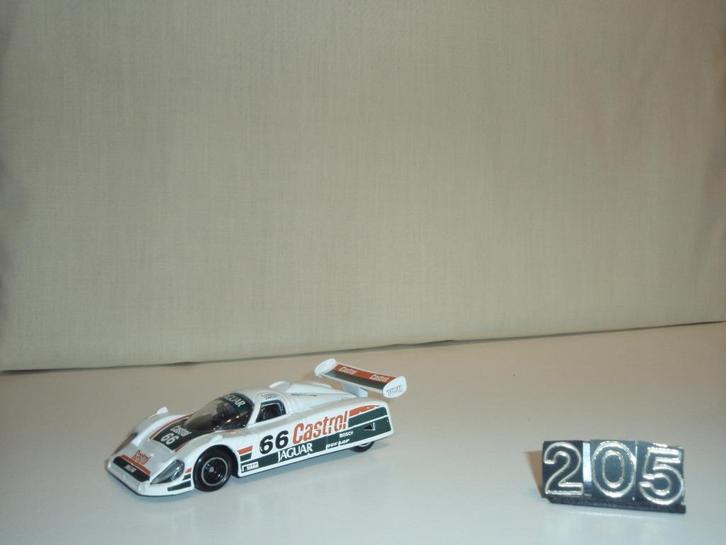 Te koop model race-auto jaguar xjr 9 - castrol, Verzamelen, Automerken, Motoren en Formule 1, Nieuw, Auto's, Ophalen of Verzenden