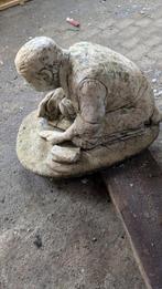 Beton beeld stratemaker, Ophalen