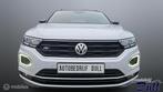 Volkswagen T-Roc 1.5 TSI R-LINE 150PK Virtual Dash 64417KM!, Voorwielaandrijving, 4 cilinders, 150 pk, Leder en Stof