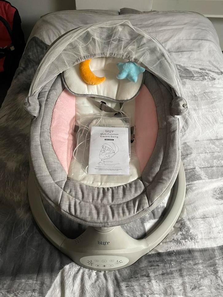 Blij'r Sannie Roze Elektrische Babyschommel, Kinderen en Baby's, Wipstoeltjes, Zo goed als nieuw, Ophalen
