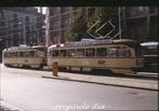h1065: dia van HTM PCC 1220, Kalvermarkt, ca. 1980, Ophalen of Verzenden, Gebruikt, Tram, Kaart of Prent