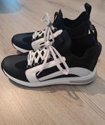Dsquared sneaker sok maat 38, Kleding | Dames, Schoenen, Zwart, Ophalen of Verzenden, Sneakers of Gympen, Dsquared2