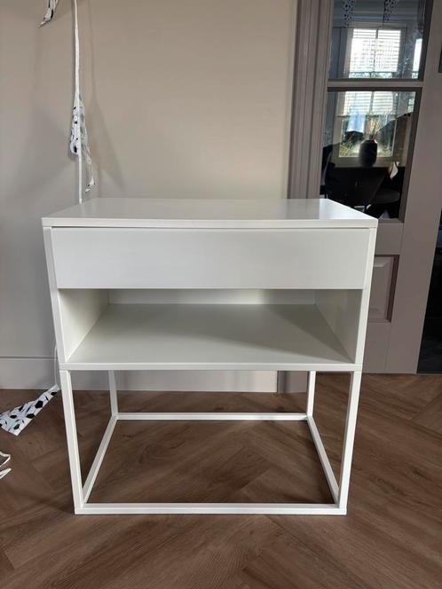 IKEA Vikhammer Nachtkastjes - 2 stuks 60cm, Huis en Inrichting, Slaapkamer | Nachtkastjes, Gebruikt, 55 tot 70 cm, 45 tot 65 cm