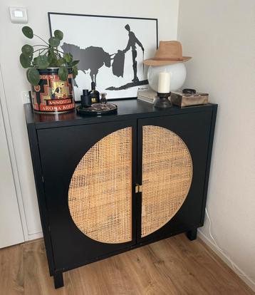 Nette zwarte webbing kast – stijlvol en functioneel
