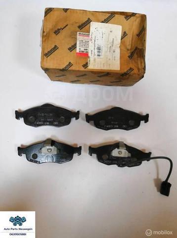 Remblokset origineel voor Ford Sierra ('82-'93) 1130758 beschikbaar voor biedingen
