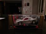 Ferrari F40 Burago Gold Collection 1/18 met Certificaat, Overige merken, Auto, 1:32 tot 1:50, Ophalen of Verzenden