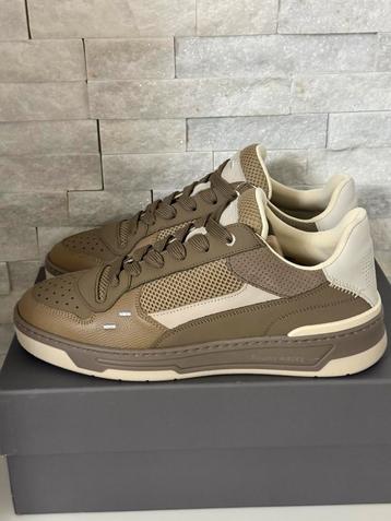 Filling Pieces beschikbaar voor biedingen