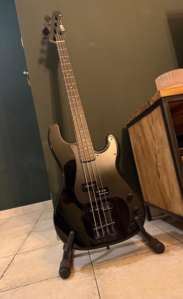 Esp Ltd Surveyor '87, Muziek en Instrumenten, Snaarinstrumenten | Gitaren | Bas, Zo goed als nieuw, Elektrisch, Ophalen