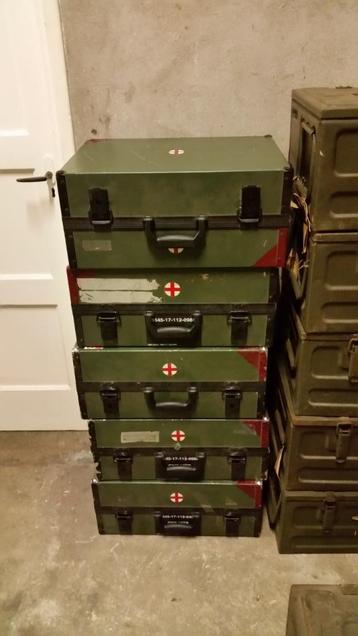 Militaire EHBO Koffer beschikbaar voor biedingen
