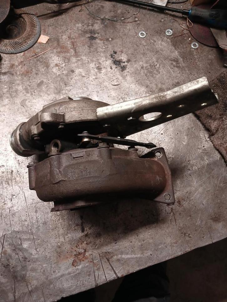 Volvo D5244T4 Turbo - Gebruikt, Auto-onderdelen, Motor en Toebehoren, Ophalen