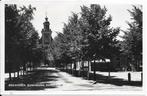 Driebergen, Rijsenburg, Kerkplein en Kerk. Echte Foto. 1957, Verzamelen, Ansichtkaarten | Nederland, Ophalen of Verzenden, 1940 tot 1960