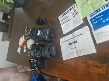 Petri camera, cosina lens, posse flitser beschikbaar voor biedingen