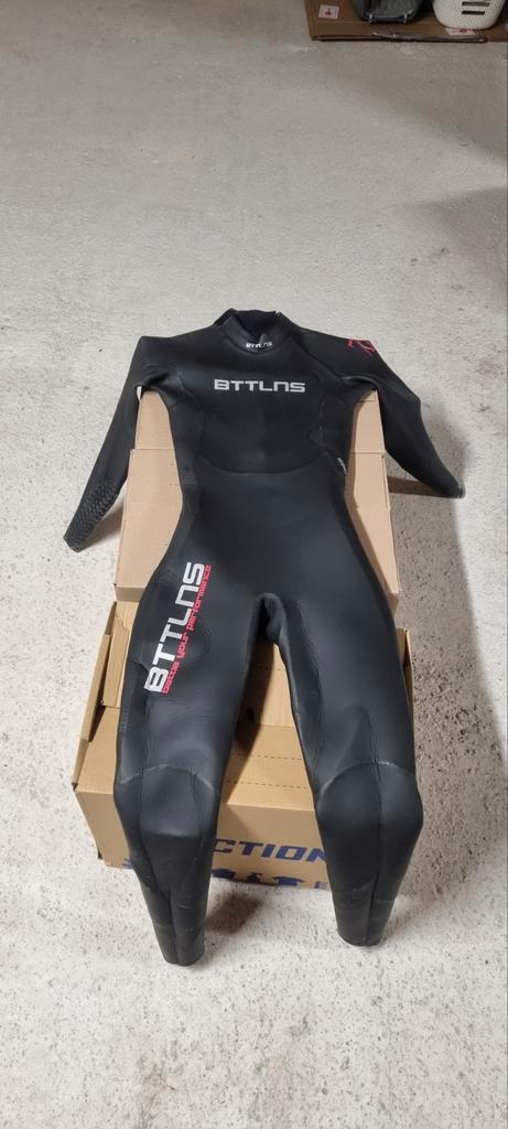 BTTLNS Performance Wetsuit Maat M, Watersport en Boten, Watersportkleding, Zo goed als nieuw, Wetsuit, Heer, Ophalen of Verzenden