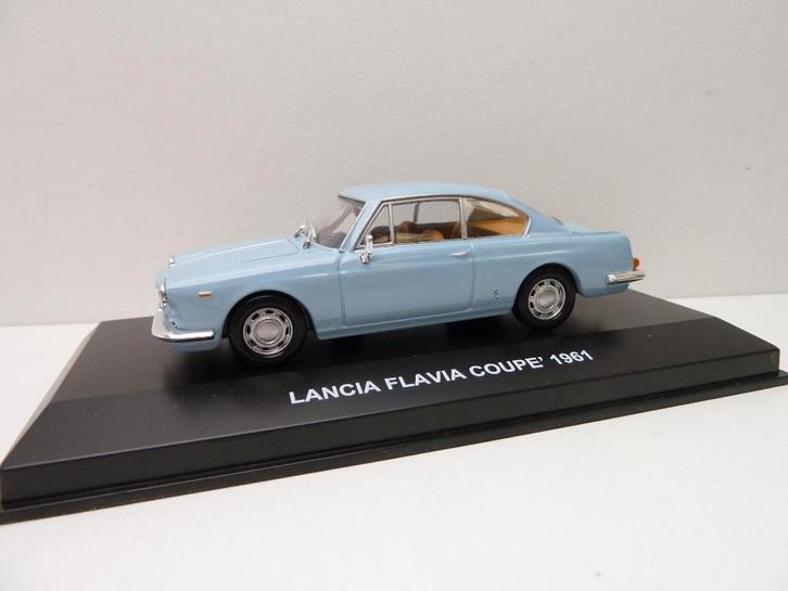 Lancia Flavia coupe  '' EG models '', Hobby en Vrije tijd, Modelauto's | 1:43, Zo goed als nieuw, Auto, Overige merken, Ophalen of Verzenden