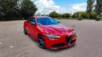 Alfa Romeo Giulia 2.0 Turbo Q2 320pk Rood + Carbon, Auto's, Alfa Romeo, Automaat, 745 kg, Achterwielaandrijving, Zwart