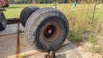 Landbouw As met Banden, Ophalen
