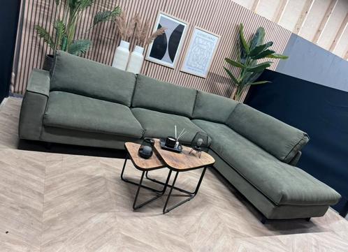 ZGAN Goossens Hoekbank - Olijf Groen - 307 x 210, Huis en Inrichting, Banken | Bankstellen, Zo goed als nieuw, Hoekbank, Vierpersoons of meer