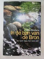 In de ban van de Bron - Koen Blomberg, Boeken, Ophalen of Verzenden, Zo goed als nieuw