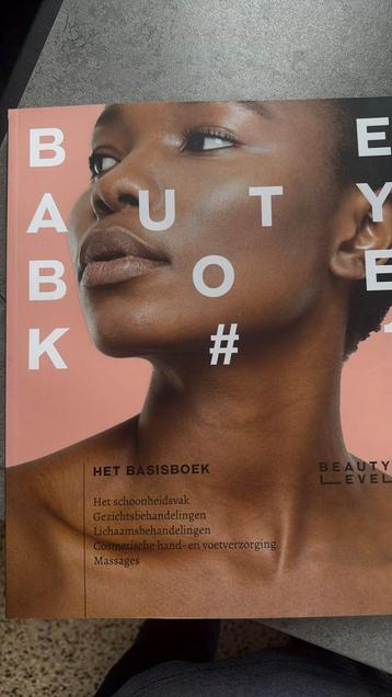 Beauty Level #1: Basisboek beschikbaar voor biedingen