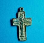 Crucifix - Middeleeuws - Bodemvondst - TOPSTUK, Antiek en Kunst, Antiek | Religie, Ophalen of Verzenden