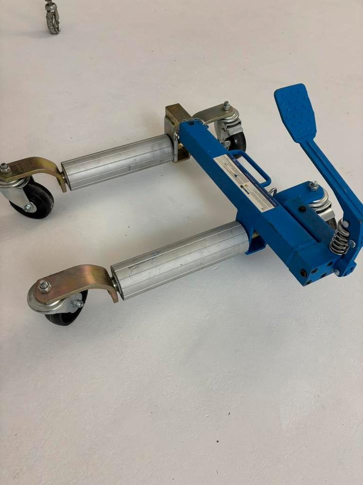 Auto mover  of caravan mover set van 4, Auto diversen, Autogereedschap, Zo goed als nieuw, Ophalen