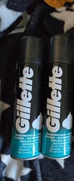 Nieuw 3 gillette scheerschuimen en wegwerp mesjes gillette, Ophalen of Verzenden, Nieuw, Gehele gezicht, Verzorging