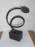 Brons Beeld  van Corry Ammerlaan   Chapeau met het Succes, Verzamelen, Beelden en Beeldjes, Ophalen of Verzenden, Zo goed als nieuw