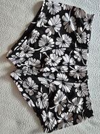 Zwarte broek met bloemenprint, Ophalen of Verzenden, Zwart