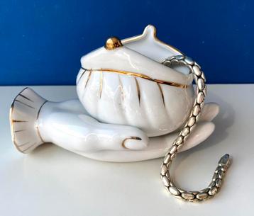 Jaren 70 porseleinen hand met buidel/voor sieraden beschikbaar voor biedingen