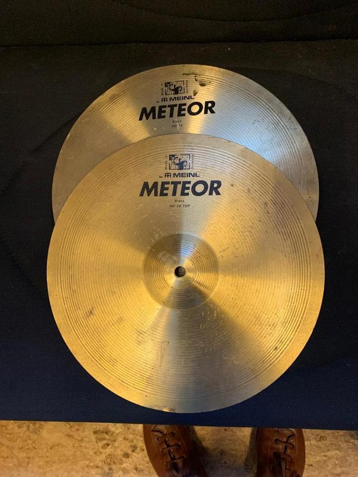HI-HATS KOOPJES (onbeschadigd , no keyholes), Muziek en Instrumenten, Drumstellen en Slagwerk, Gebruikt, Overige merken, Ophalen of Verzenden