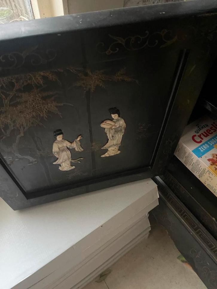 Antieke Chinese kast met schelpsnijwerk, Antiek en Kunst, Antiek | Meubels | Kasten, Ophalen of Verzenden