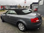 Audi A4 Cabriolet 3.0 V6 Automaat|Youngtimer|Bi xenon|PDC|NL, Gebruikt, 4 stoelen, A4, Bedrijf