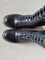 Dr. MARTENS 38- glad leer - 20 eyes - 41 cm hoog, Ophalen of Verzenden, Zo goed als nieuw