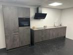 Rechte beton antraciet showroom keuken, Ophalen, Nieuw, Enkelwandige keuken, Kunststof