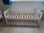 Peuterbed met lattenbodem, matras en beddengoed, Kinderen en Baby's, Ophalen, 70 tot 85 cm, Zo goed als nieuw, Matras