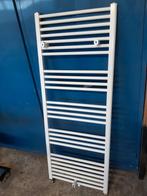 Badkamer radiator 1,55 bij 60, Ophalen, Radiator, Minder dan 60 cm, Zo goed als nieuw