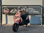 Piaggio Zip Rose Gold Brom 2023 3011 km 1 eig, ., Maximaal 45 km/u, Ophalen of Verzenden, Zo goed als nieuw