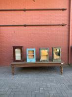 Antieke teakhouten hangkastjes met print., Ophalen of Verzenden