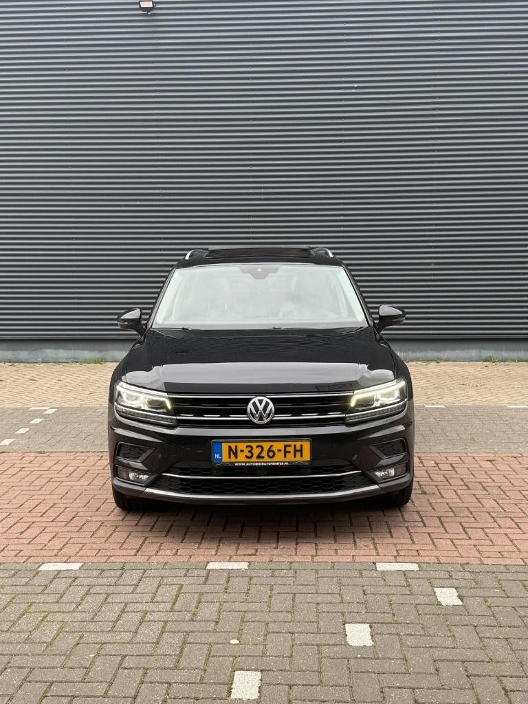 Volkswagen Tiguan 2.0 TDI 150pk 4MOTION 7-DSG 2019 Zwart, Auto's, Volkswagen, Particulier, Tiguan, 360° camera, 4x4, ABS, Achteruitrijcamera