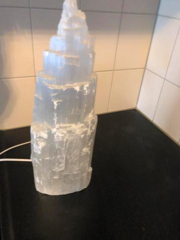 Seleniet lamp 80cm hoog beschikbaar voor biedingen